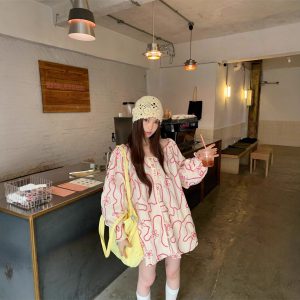 Real photo of embroidered long-sleeved shirt for women design layer cake short skirt casual suit