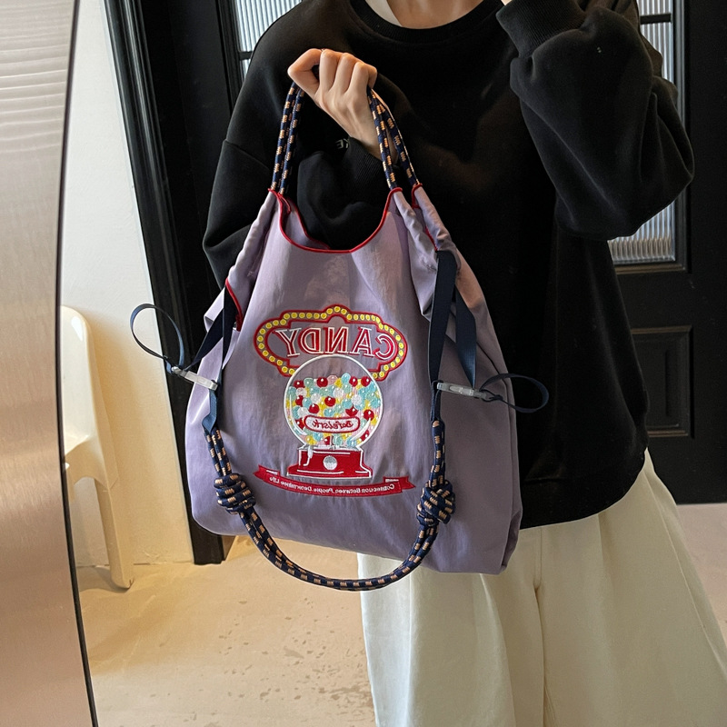 Embroidered women's bag Light Shesen shoulder bag High-value shopping bag versatile tote crossbody bag